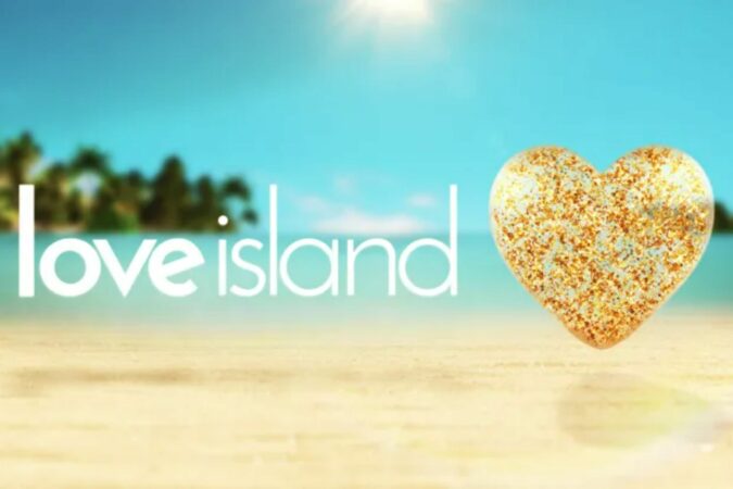 Two-major-Love-Island-stars-join-the-running-to-replace-Holly-Willoughby-on-This-Morning-The-Sun.jpg