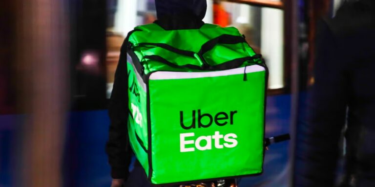 Uber-Eats-Will-Now-Let-You-Order-From-Two-Places-at-Once.jpg