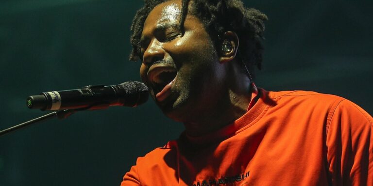 Watch-Sampha-Put-His-Own-Spin-on-Steve-Lacy039s-quotBad-Habitquot.jpg