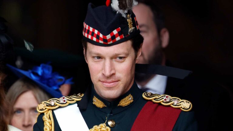 Who-is-King-Charles-bodyguard-and-equerry-Major-Johnny-Thompson-The-Sun.jpg