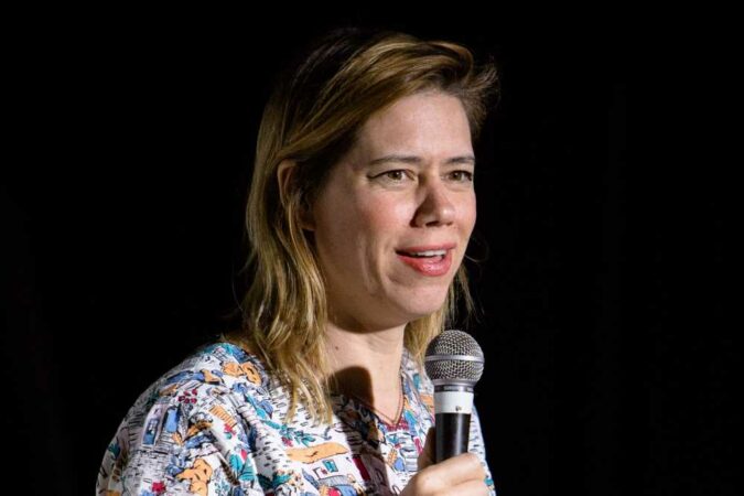 Who-is-comedian-Lou-Sanders-The-Sun.jpg