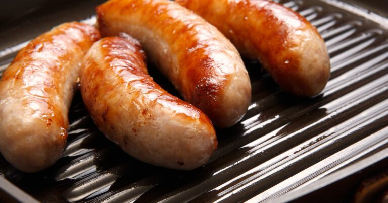 Youve-been-cooking-sausages-wrong-–-foodies-foolproof-hack-prevents-burning.jpg