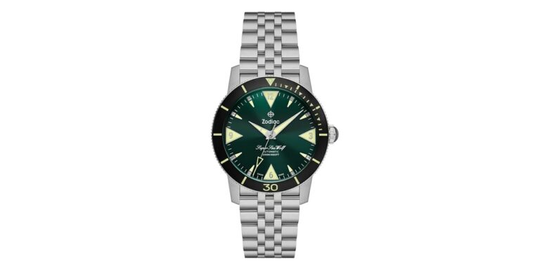 Zodiac-Premieres-the-Super-Sea-Wolf-Skin-Diver-With-a-Deep-Green-Sunray-Dial.jpg