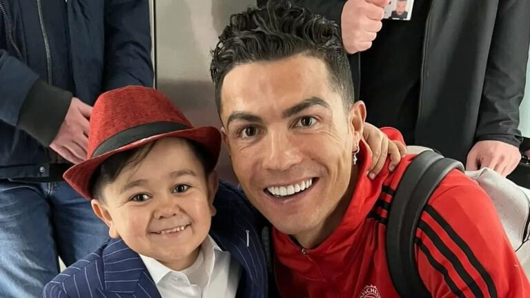 aposI-canapost-read-or-write-but-now-I-rub-shoulders-with-Ronaldoapos.jpg