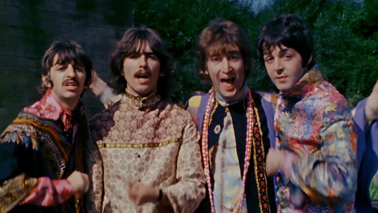ADRIAN-THRILLS-The-Beatlesapos-aposlast-songapos-Now-And-Then-is-emotional.jpg