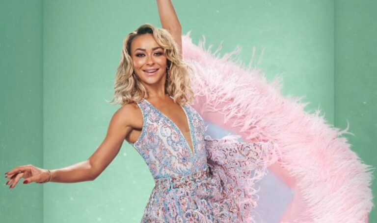 BBC-Strictly-star-inundated-with-support-as-she-proudly-wins-British-citizenship.jpg