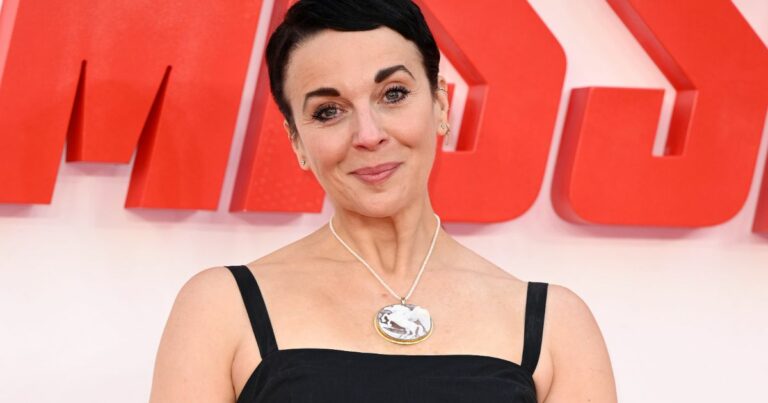BBC-Strictlys-Amanda-Abbington-reveals-stunning-hair-transformation-after-shock-show-exit.jpg