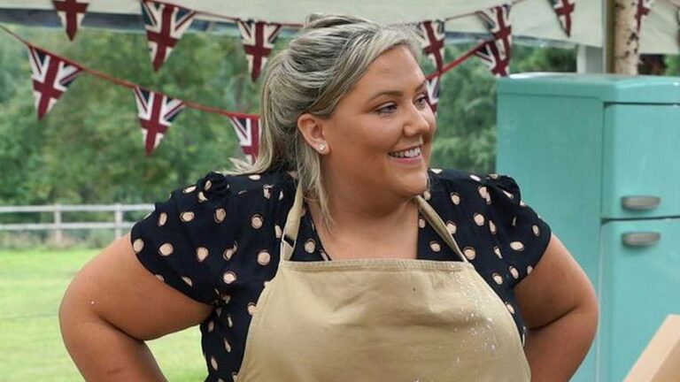 Bake-Offaposs-Laura-Adlington-praised-for-discussing-disordered-eating.jpg