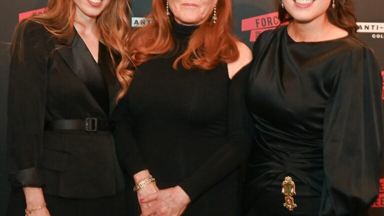 Beatrice-and-Fergie-support-Eugenieaposs-first-charity-Winter-Gala.jpg