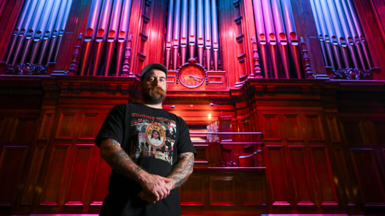 Boom-bass-shake-shakes-the-room-Working-with-the-Melbourne-Town-Hall-organ.jpg