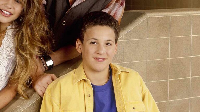 Boy-Meets-World-alum-Ben-Savage-looks-unrecognizable-in-rare-photos-outside-his-LA-home-after-fall-out-from-co-stars-The-Sun.jpg