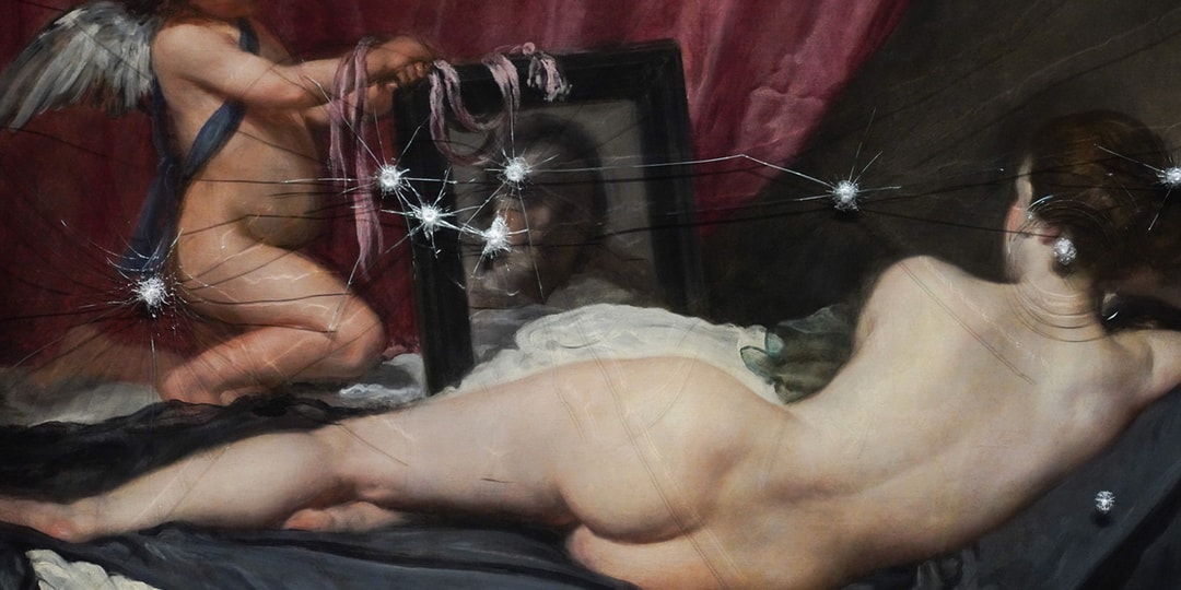 Climate-Activists-Use-Hammers-to-Break-Glass-Protecting-039The-Toilet-of-Venus039-Painting.jpg