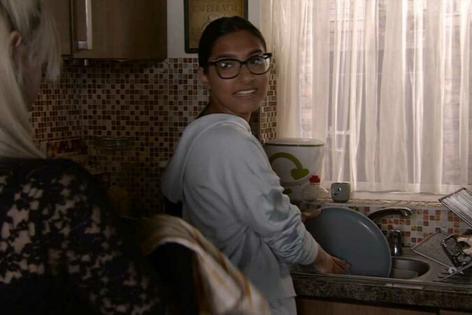 Coronation-Street-viewers-spot-major-blunder-after-predicting-a-new-shocking-affair-on-the-Cobbles-The-Sun.jpg