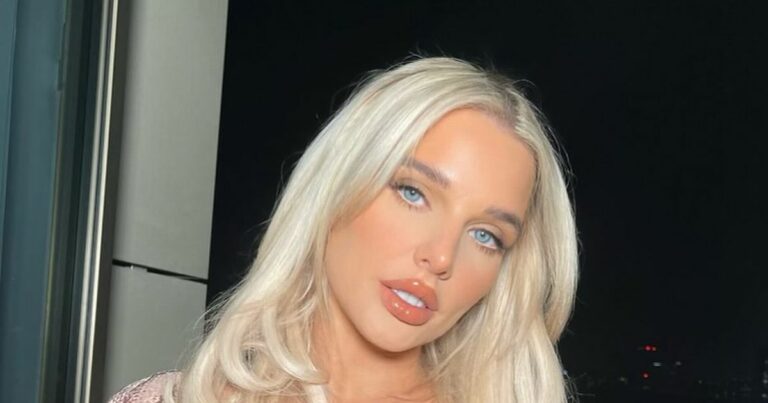 Corries-Helen-Flanagan-faces-backlash-as-she-brands-herself-alpha-female.jpg
