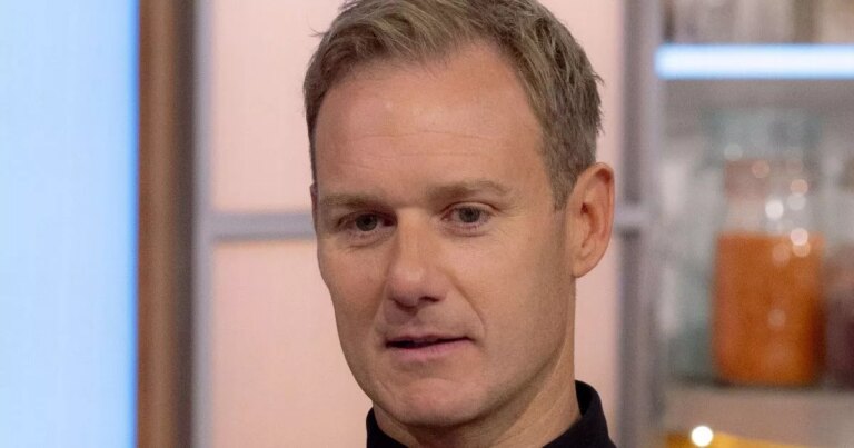 Dan-Walker-details-terrifying-hospital-dash-that-saw-head-double-in-size-and-body-swell.jpg