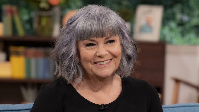 Dawn-French-made-X-rated-joke-to-King-Charles-which-left-him-blushing.jpg