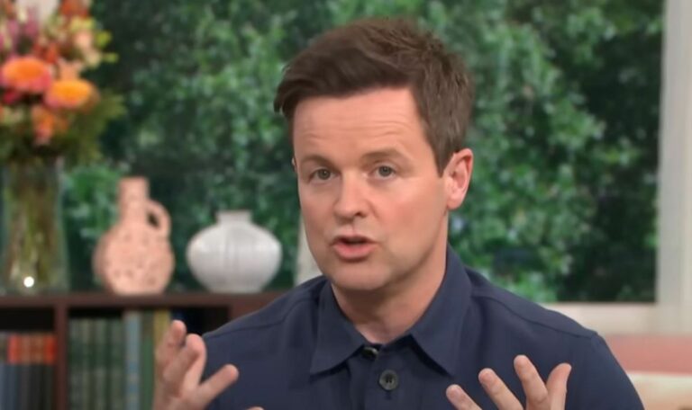 Declan-Donnelly-enjoys-time-with-wife-as-he-gears-up-for-Im-a-Celebrity-.jpg
