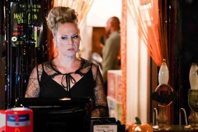 EastEnders-fans-unearth-damning-Linda-Carter-scene-and-its-a-game-changer-for-the-Christmas-murder-The-Sun.jpg