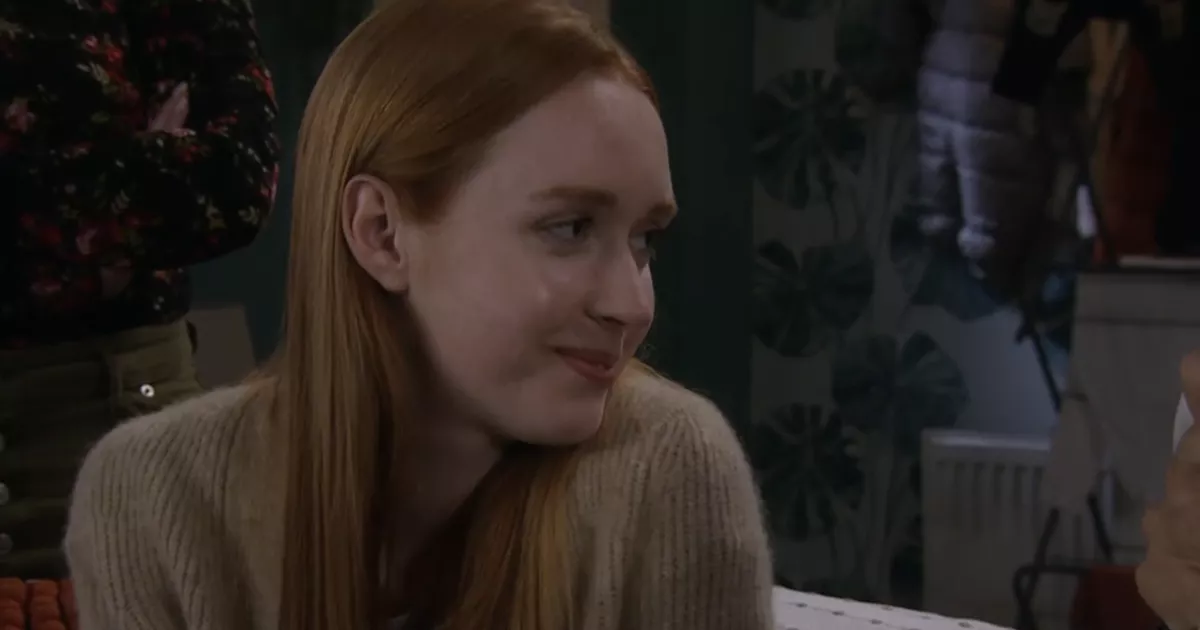 Emmerdale-baby-bombshell-sealed-as-fans-work-out-tragic-Chloe-death-twist.jpg
