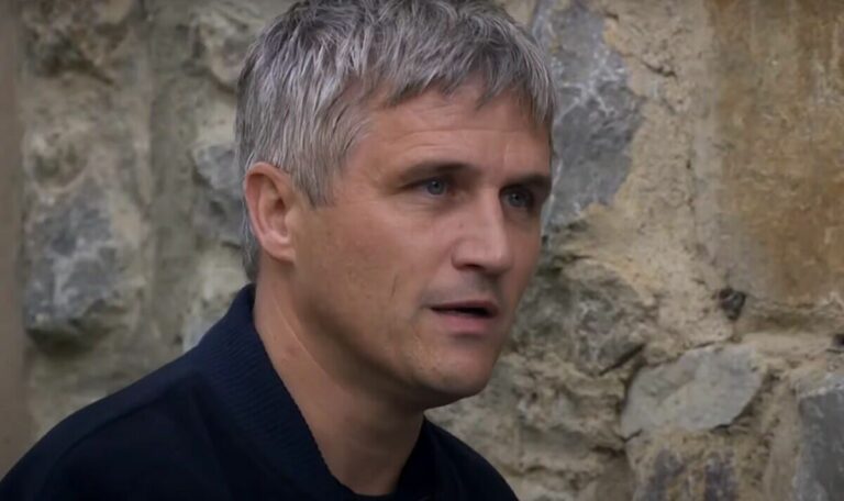 Emmerdale-stalker-twist-sealed-as-Caleb-continues-steamy-affair.jpg
