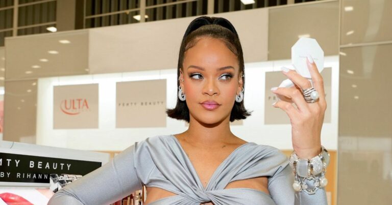 Fenty-Beautys-25-off-Black-Friday-sale-is-full-of-festive-beauty-essentials-.jpg