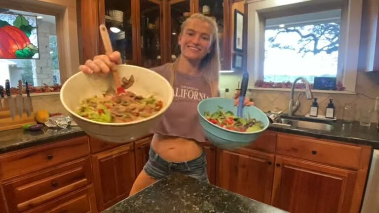 Fitness-fanaticaposs-BIZARRE-diet-includes-4LBS-of-watermelon.jpg