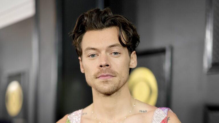 Harry-Styles-aposliving-in-swanky-2500-a-night-hotel-with-girlfriendapos.jpg