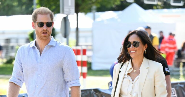 Harry-and-Meghan-slammed-for-inappropriate-timing-as-they-speak-out-on-new-family-feud-.jpg