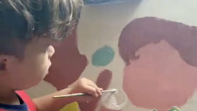 I-let-my-son-draw-on-walls-as-a-baby-now-heaposs-a-budding-artist.jpg