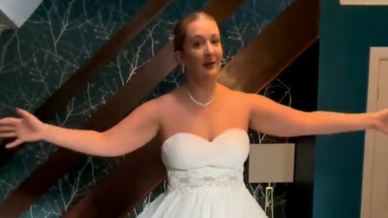 I-tried-on-40-wedding-dress-from-Shein-some-are-beautiful.jpg