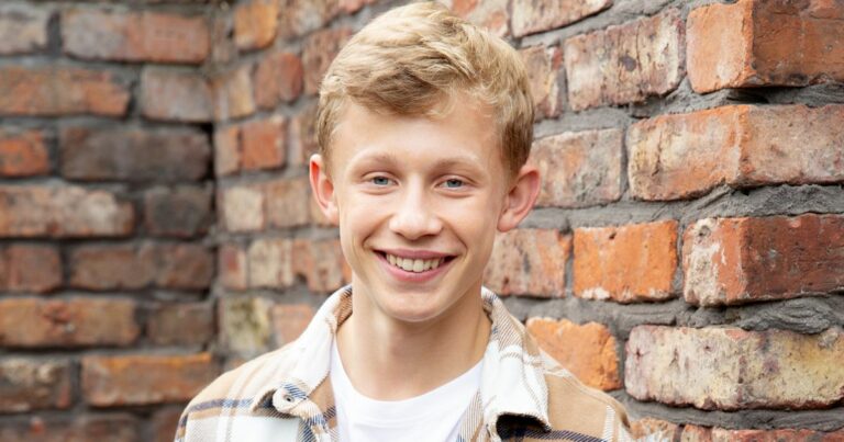ITV-Coronation-Streets-Dylan-Wilson-star-landed-role-by-total-fluke-with-twin.jpg