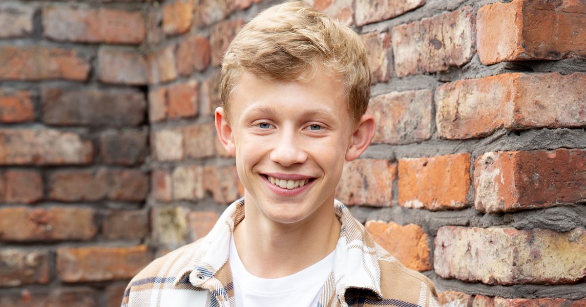 ITV-Coronation-Streets-Dylan-Wilson-star-landed-role-by-total-fluke-with-twin.jpg