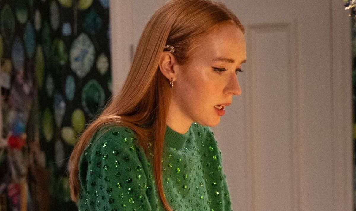 ITV-Emmerdale-double-exit-as-fans-work-out-Chloe-Harris-killer-plan.jpg