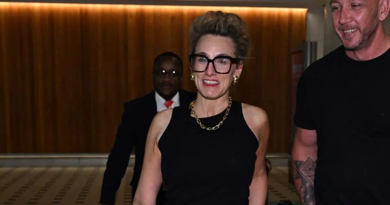 ITV-Im-A-Celeb-star-Grace-Dent-lands-in-Australia-–-after-slamming-jungle-show.jpg