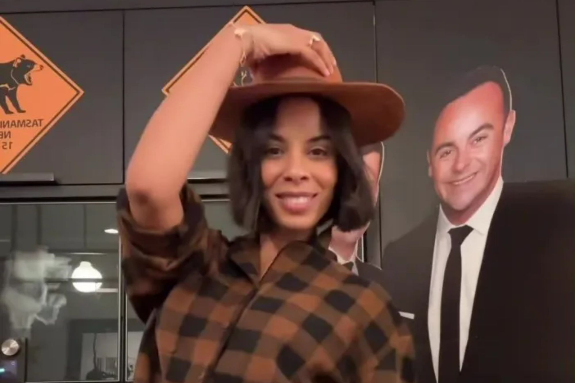 Inside-Rochelle-Humesx27-incredible-Ix27m-A-Celebrity-launch-party-as-husband-Marvin-enters-the-jungle-The-Sun.jpg