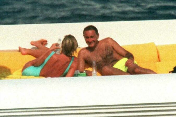 Inside-playboy-life-of-Dianas-lover-Dodi-Fayed-as-he-appears-in-The-Crown…-from-string-of-A-list-romances-to-150k-cars-The-Sun.jpg