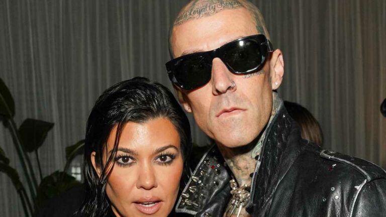 Kourtney-Kardashian-Goes-Topless-for-Travis-Barker039s-Birthday-Misses-039No-Feelings-B-chy039-Self.jpg