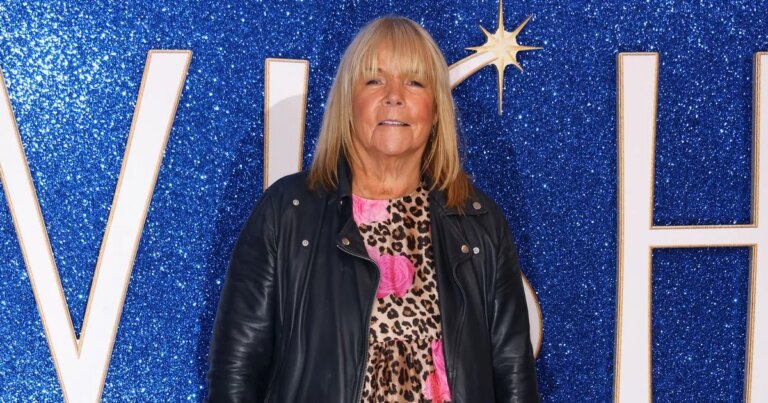 Linda-Robson-puts-on-brave-face-as-she-spends-time-with-granddaughter-after-marriage-split.jpg