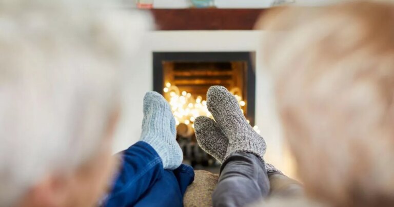 Martin-Lewis-fans-are-crazy-about-12-hack-that-will-keep-your-feet-warm-throughout-winter.jpg
