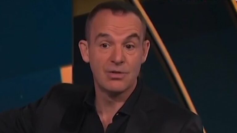 Martin-Lewis-says-EVERYONE-can-quadruple-their-interest-rate.jpg