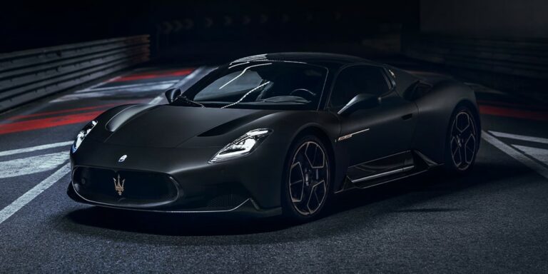 Maserati-Unveils-Its-First-Limited-Edition-MC20-The-quotNottequot.jpg