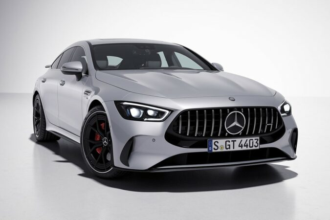 Mercedes-Benz-Unveils-Updated-V8-Models-for-AMG-GT-4-Door-Coupe.jpg