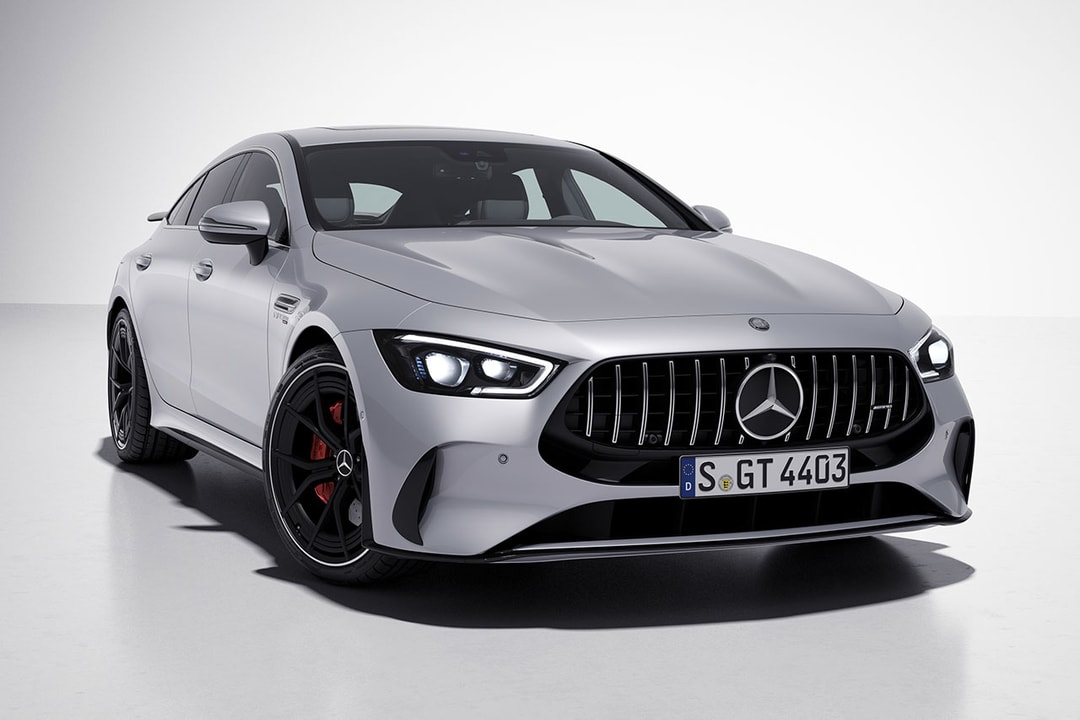 Mercedes-Benz-Unveils-Updated-V8-Models-for-AMG-GT-4-Door-Coupe.jpg