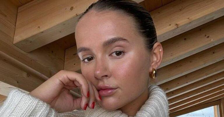 Molly-Maes-secret-product-for-glowing-skin-is-25-off-in-Black-Friday-deal.jpg