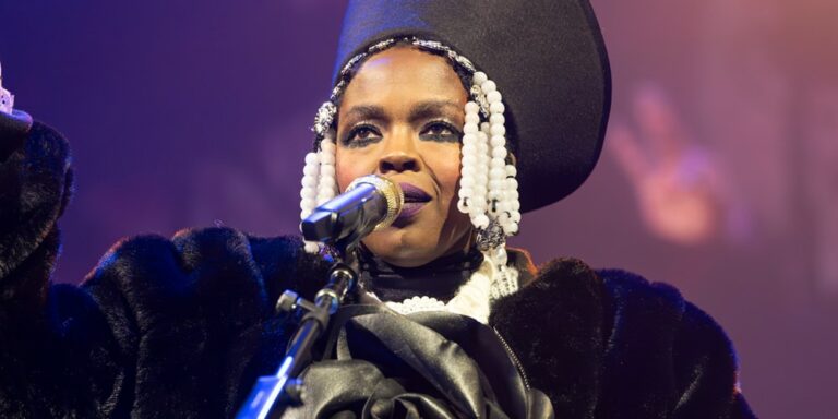 Ms.-Lauryn-Hill-Postpones-Remaining-2023-Tour-Dates-Due-To-Vocal-Strain.jpg