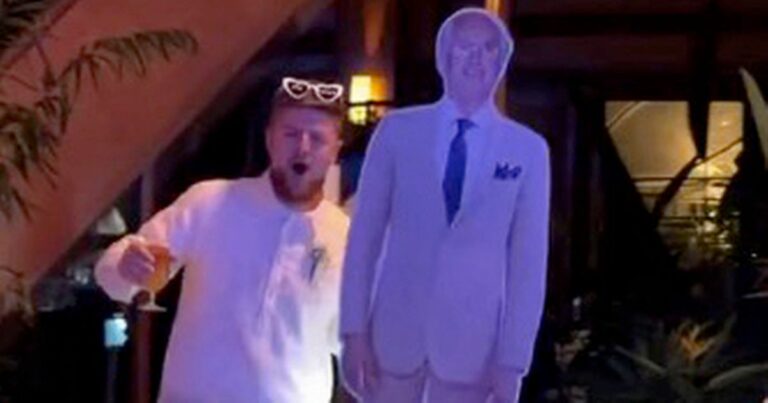 My-dad-died-before-my-wedding-–-but-my-husband-found-genius-way-to-include-him.jpg
