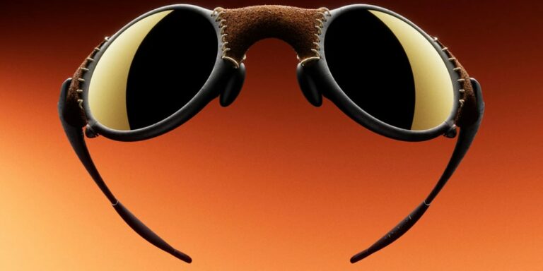 Oakley-Brings-Back-the-MUZM-Mars-X-Metal-Leather.jpg
