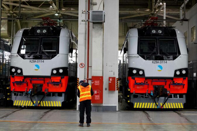 Over-1300-workers-at-train-maker-Alstom-could-lose-their-jobs-as-new-orders-dry-up-The-Sun.jpg