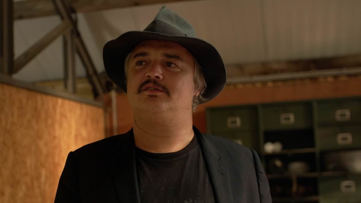 Pete-Doherty-tells-Louis-Theroux-what-put-him-off-supermodel-Kate-Moss.jpg