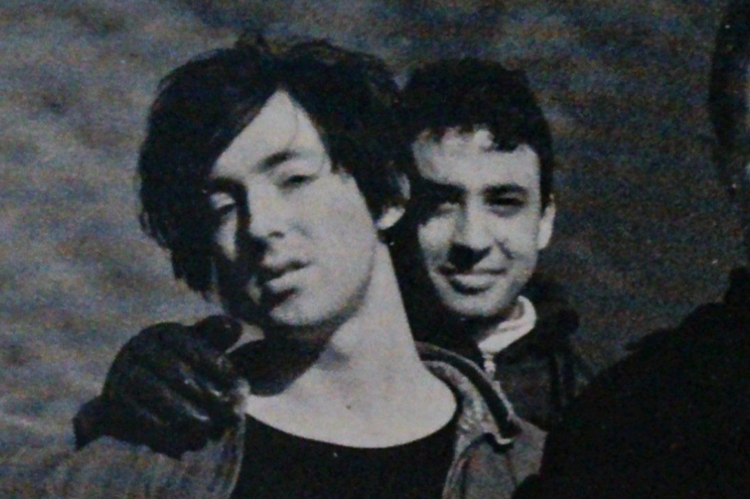 Pete-Garner-dead-Stone-Rosesx27-bassist-dies-aged-61-as-Ian-Brown-pays-tribute-to-original-band-member-The-Sun.jpg